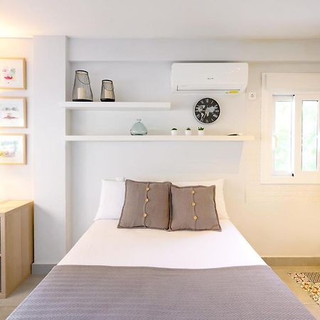 פואנגירולה Studio, City Center By 10Tosea מראה חיצוני תמונה