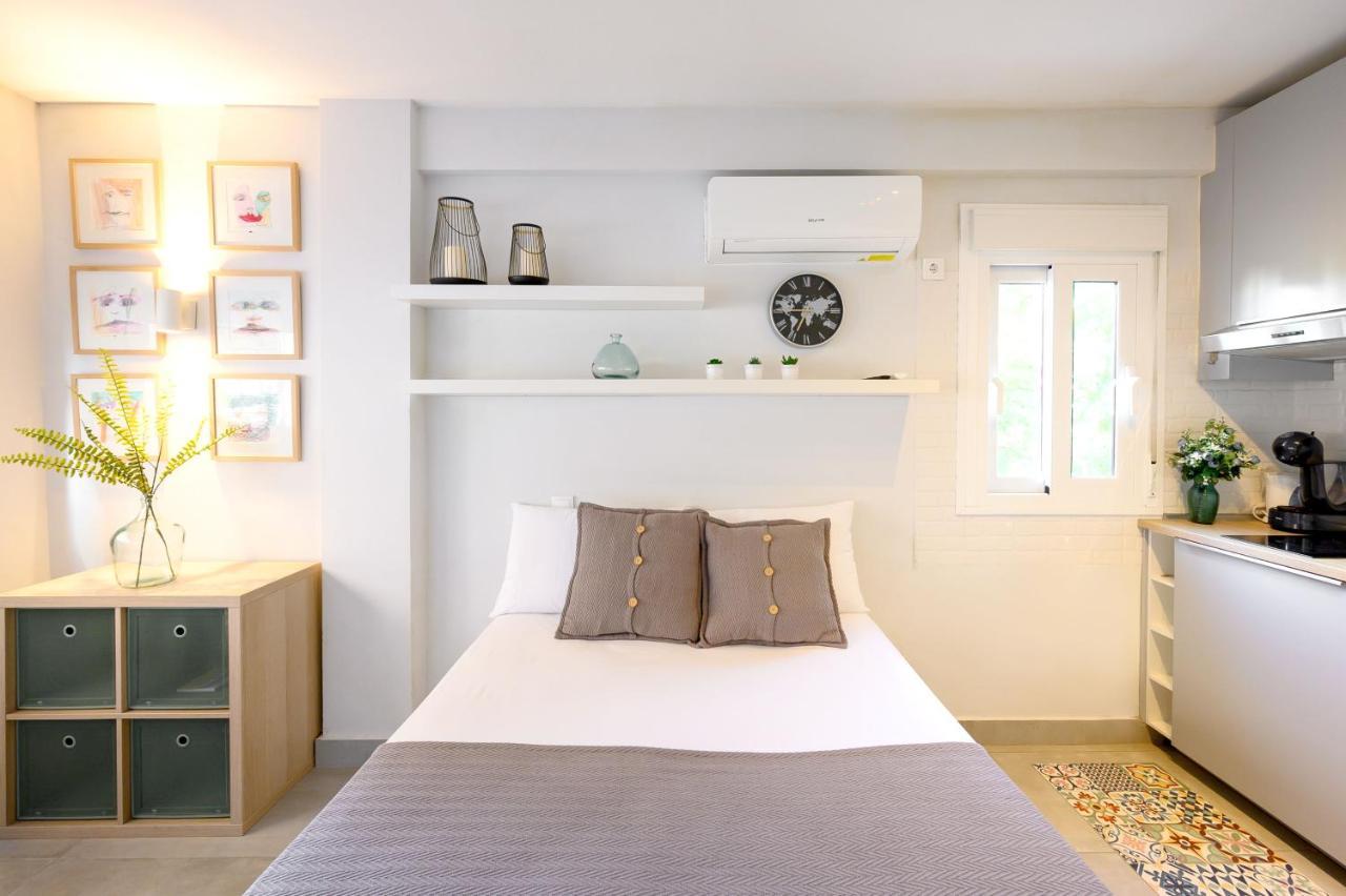 פואנגירולה Studio, City Center By 10Tosea מראה חיצוני תמונה