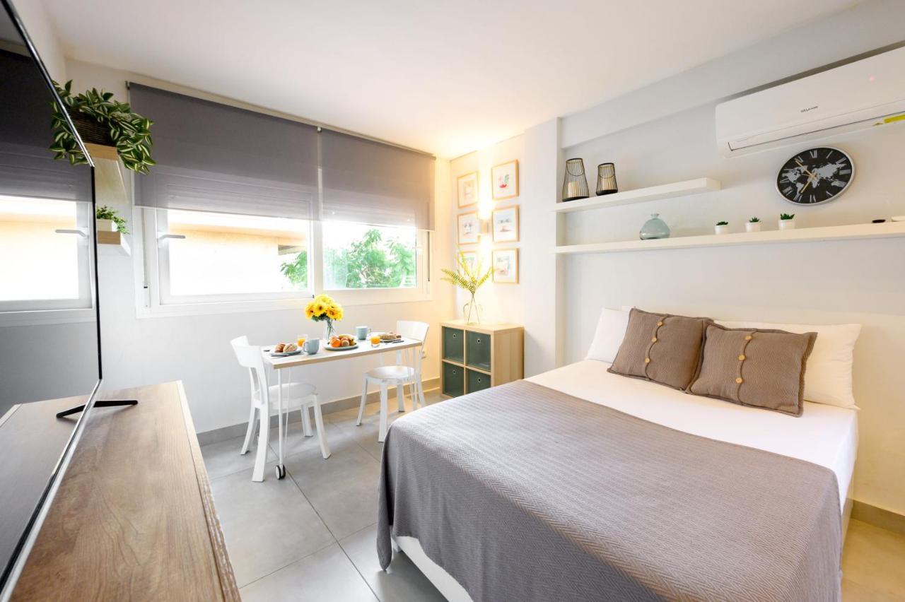 פואנגירולה Studio, City Center By 10Tosea מראה חיצוני תמונה