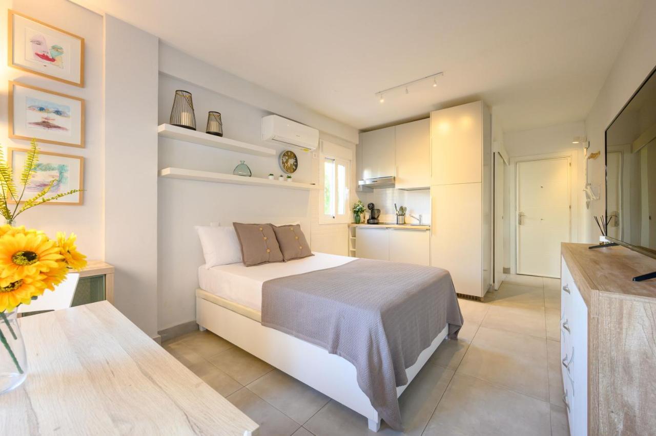 פואנגירולה Studio, City Center By 10Tosea מראה חיצוני תמונה